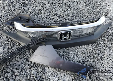 2017 Honda Civic Lx z USA, uszkodzony, nr VIN 2HGFC2F52HH563897